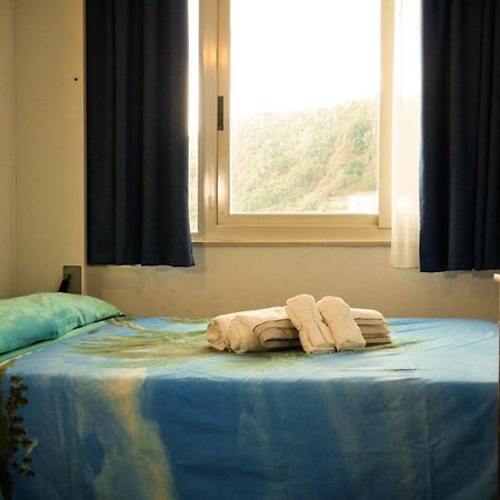 Mare Roccia Beachfront Apartment تاورمينا المظهر الخارجي الصورة